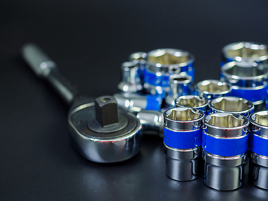 포토 JPG 해외이미지 산업 안경 백그라운드 검은배경 열쇠 사람없음 빛 세트 머리 우주 금속 사진촬영 블록 장비 흰색 기구 공구 나사 스패너 업무 그룹 작업실 엔지니어 수리 콘센트 은색 천 철 오브젝트 서비스 볼트 정비공 공학 조절 유지 업그레이드 철강 해외포토 잡화 교육 컬러 재질 신체부위 검은색 촬영 도구 직물 작업 기술자 파일형식 이미지허브