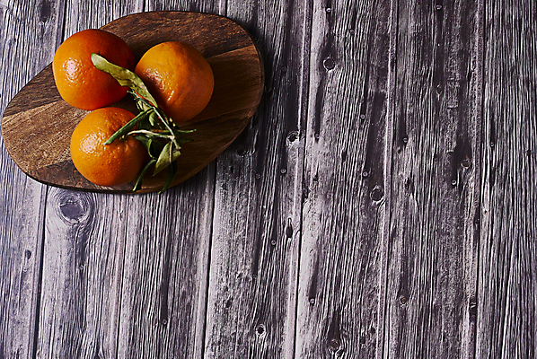 포토 JPG 해외이미지 귤 실내 사람없음 세개 카피스페이스 나무배경 해외포토 백그라운드 과일 3 내부 공백 파일형식 이미지허브