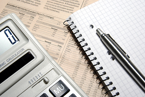 포토 JPG 해외이미지 디자인 교육 종이 백그라운드 돈 생각 비즈니스 학교 설계 노동자 아이디어 나선형 사람 사람없음 금융 스터디 사무실 숫자 연필 펜 볼펜 금속 쪽지 공책 계산기 흰색 기구 기록 반지 작업 원형 시장 계획 주식 스케치 편지 그림 문서 복고 바인더 패드 증명서 공급 해외포토 도형 직업 문자 컬러 컨셉 무늬 장신구 재질 문구용품 학용품 미술 경제 학습 필기구 사무용품 장비 재산 파일형식 이미지허브