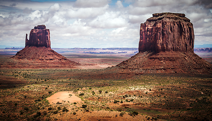 포토 JPG 해외이미지 구름 공원 도로 모래 여행 오렌지 자연 하늘 산 파노라마 풍경 사람없음 야외 빨간색 파란색 골짜기 계곡 미국 사막 바위 인도인 장면 암초 사암 애리조나 멀리 천연기념물 부족 전국 수평선 손모아장갑 해외포토 자연요소 외국인 공공시설 길 컬러 장갑 컨셉 북아메리카 과일 교통시설 촬영기법 동양인 돌_바위 생태계 파일형식 이미지허브