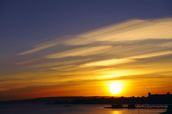 포토 JPG 해외이미지 바다 겨울 하늘 아침 이집트 풍경 사람없음 빨간색 빛 일출 홍해 해외포토 주간 계절 컬러 아프리카 노을 파일형식 이미지허브