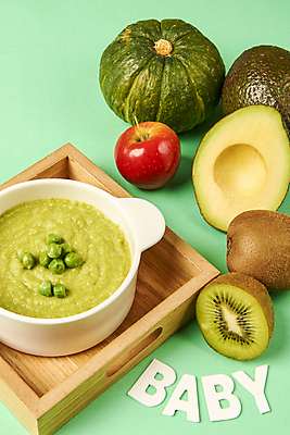 포토 JPG 스튜디오촬영 그릇 영어 단면 실내 키위 사람없음 단어 유기농 완두콩 채식 이유식 아보카도 건강식 단호박 나무쟁반 이유식식기 프랑스음식 퓨레 초록배경 미니사과 국내포토 문자 식기 웰빙 음식 백그라운드 과일 호박 디저트 콩 쟁반 서양음식 내부 목재 초록색 사과 파일형식