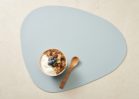 포토 JPG 스튜디오촬영 그릇 유제품 실내 사람없음 하이앵글 시리얼 블루베리 기호식품 나무숟가락 발효음식 크랜베리 테이블매트 베이지색배경 그래놀라 그릭요거트 국내포토 식기 열매 음식 뷰포인트 백그라운드 과일 내부 숟가락 식탁보 요거트 베이지색 파일형식