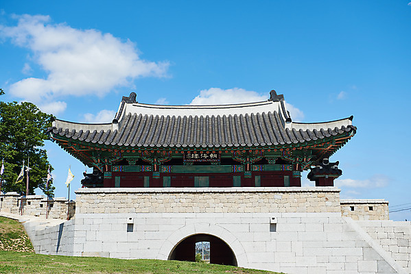 포토 JPG 주간 구름 여행 한국건축 유적지 하늘 풍경 사람없음 야외 관광지 봄 문화재 성 역사 한국사 강화도 국내여행 명승지 사적지 월곶진 국내포토 자연요소 건축물 계절 건축 고건축 인천 파일형식