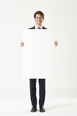 포토 JPG 스튜디오촬영 전신 서양인 외국인 배너 남자 비즈니스 사각프레임 실내 한명 서기 들기 누끼 정장 성인 앞모습 30대 비즈니스맨 흰배경 성인남자한명만 국내포토 1 옷 뷰포인트 백그라운드 모션 프레임 사람 인종 내부 장년 사각형 흰색 직장인 남자한명만 성인남자만 파일형식