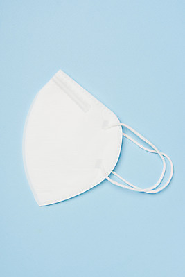 포토 JPG 스튜디오촬영 하늘색 실내 마스크 사람없음 하이앵글 바이러스 질병 사회이슈 예방 파란배경 감염 폐렴 플랫레이 코로나바이러스 국내포토 뷰포인트 백그라운드 컨셉 의학 내부 파란색 플랫 파일형식