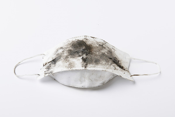 포토 JPG 스튜디오촬영 실내 마스크 사람없음 바이러스 지저분함 질병 사회이슈 흰배경 예방 감염 먼지 폐렴 황사 미세먼지 코로나바이러스 델타변이바이러스 국내포토 백그라운드 컨셉 의학 내부 흰색 감각 파일형식