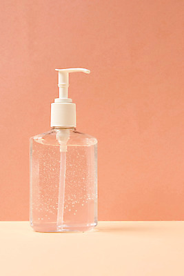 포토 JPG 스튜디오촬영 실내 사람없음 한개 청결 바이러스 질병 사회이슈 예방 감염 폐렴 손세정제 코랄 코로나바이러스 코랄배경 국내포토 1 컬러 백그라운드 컨셉 의학 내부 위생 세정제 파일형식