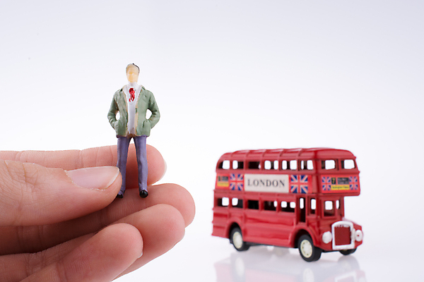 포토 JPG 해외이미지 손 영어 남자 유럽 여행 컨셉 신체 비즈니스 교통시설 자동차 영국 잉글랜드 거리 버스 아이디어 서기 사람 사람없음 빨간색 숫자 검은색 수확 흰색 잡기 도시 클래식 수집 심볼 런던 복고 심플 고립 더블 왕국 해외포토 문자 나라 육상교통 컬러 교통 농업 모션 대중교통 신체부위 시설 파일형식 이미지허브