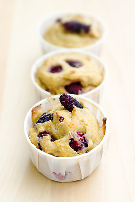 포토 JPG 해외이미지 열매 음식 빵 과일 재료 탁자 디저트 주택 건강 3 사람없음 컵 빨간색 세로 갈색 노란색 과자 케이크 신선 황금 닫기 달콤 맛 아침식사 작음 유혹 컵케이크 굽기 먹기 가득함 오브젝트 머핀 길이 충동구매 줄서기 채식주의자 핸드메이드 전경 맛있는 해외포토 식물 식기 컬러 가구 컨셉 모션 풍경 건물 쇼핑 식사 크기 구이 채식 과소비 파일형식 탑뷰 이미지허브