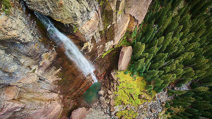 포토 JPG 해외이미지 나무 식물 공원 산 이끼 풍경 사람없음 야외 물 강 환경 봄 폭포 흐름 가을 바위 구멍 개울 숲 암초 내추럴 전국 해외포토 자연요소 계절 공공시설 컨셉 자연 돌_바위 파일형식 이미지허브
