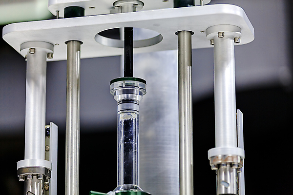 포토 JPG 해외이미지 직업 산업 과학 부분 표면 기술 현미경 실험 사람없음 스터디 금속 힘 기계 장비 흰색 실험실 제조 전자 원자 자석 국회 원자력 개발 물리학 방사능 방사선 압력 인공 철강 살균 더스트파티클 해외포토 교육 컬러 재질 실험기구 학습 에너지 물리 파일형식 이미지허브