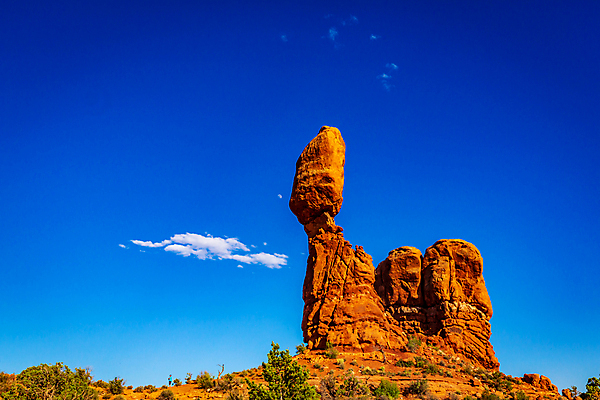 포토 JPG 해외이미지 구름 북아메리카 자연 하늘 풍경 사람없음 야외 가로 여름 컬러풀 미국 달 사암 랜드마크 명승지 카피스페이스 해외포토 자연요소 계절 컬러 아메리카 공백 돌_바위 생태계 파일형식 이미지허브