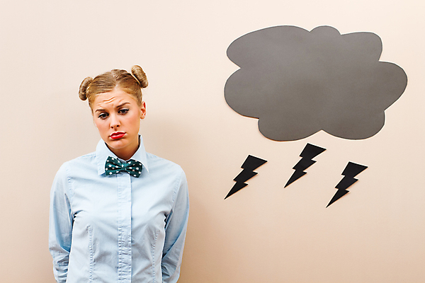 포토 JPG 해외이미지 백인 구름 학생 여자 교육 종이 생각 청소년 나비넥타이 스트레스 실내 표정 한명 20대 금발 공백 거품 슬픔 메시지 괴짜 좌절 지루함 심볼 명상 사인 고민 폭풍 문제 불만 구식 뇌우 멍청이 우울증 성인여자만 힙스터 해외포토 자연요소 서양인 1 헤어스타일 패션 감정 컨셉 넥타이 날씨 사람 청년 내부 질병 여자만 성인만 파일형식 이미지허브