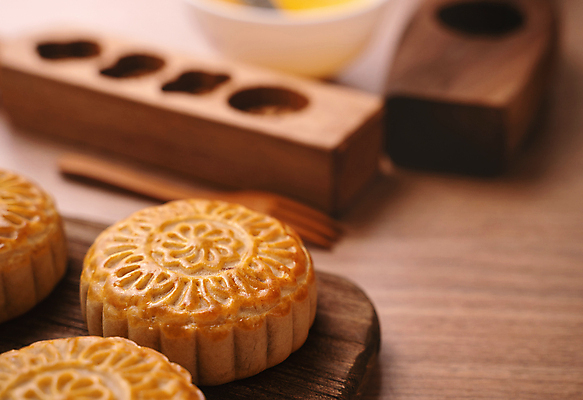 포토 JPG 해외이미지 디저트 실내 사람없음 아웃포커스 나무틀 월병 나무배경 해외포토 음식 백그라운드 촬영기법 틀 내부 과자 중국전통 파일형식 이미지허브