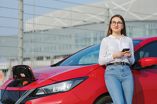 포토 JPG 해외이미지 커피 음료 자동차 세포 한명 사람 컵 빨간색 초록색 스마트폰 핸드폰 환경 힘 재활용 에너지 기다림 운전사 플러그 역 보호 연결 에코 생태계 밀짚 충전 모터 베터리 생태학 소셜 요금 충전기 공급 해외포토 직업 1 식기 교육 육상교통 컬러 컨셉 교통시설 모션 전자제품 스마트기기 기계 짚 친환경 파일형식 이미지허브