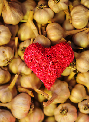 포토 JPG 해외이미지 식물 음식 백그라운드 농업 채소 과일 재료 전구 자연 양파 파슬리 건강 마늘 요리 사람없음 목재 초록색 주방 정원 보라색 검은색 수확 흰색 하트 신선 양념 조미료 그룹 시장 맛 정상 먹기 허브 향신료 오브젝트 유기농 매움 날것 향 비타민 내추럴 해외포토 모양 나무 웰빙 산업 컬러 컨셉 모션 생태계 영양소 향미료 파일형식 이미지허브