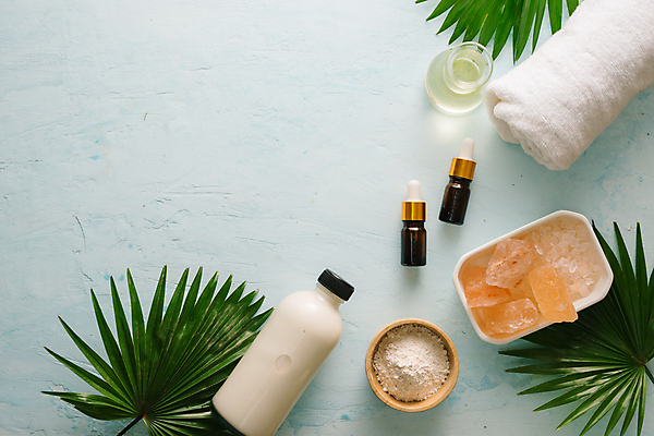 포토 JPG 해외이미지 실내 사람없음 하이앵글 수건 뷰티 스파 오일 스파용품 나무그릇 앰플 열대잎 카피스페이스 입욕소금 민트색배경 해외포토 그릇 음식 뷰포인트 백그라운드 잎 내부 목재 위생용품 화장품 공백 미용용품 오브젝트 소금 민트색 파일형식 이미지허브