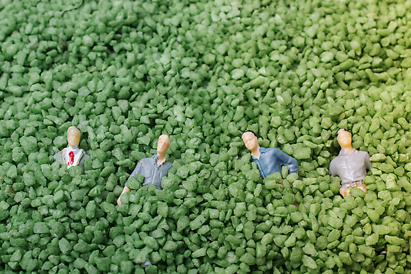 포토 JPG 해외이미지 실내 사람없음 미니어처 인물미니어처 초록배경 해외포토 백그라운드 내부 초록색 모형 파일형식 이미지허브