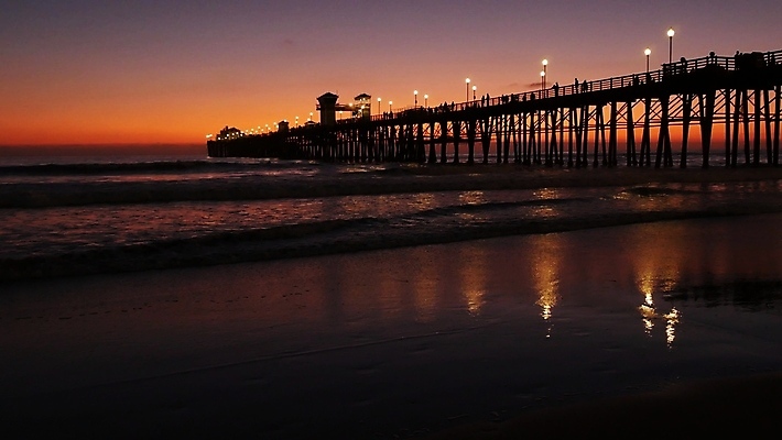 포토 JPG 해외이미지 해외풍경 바다 가로등 해변 사람없음 야외 미국 야간 캘리포니아 가교 해외포토 자연요소 해외 건축물 공공시설 북아메리카 풍경 파일형식 이미지허브