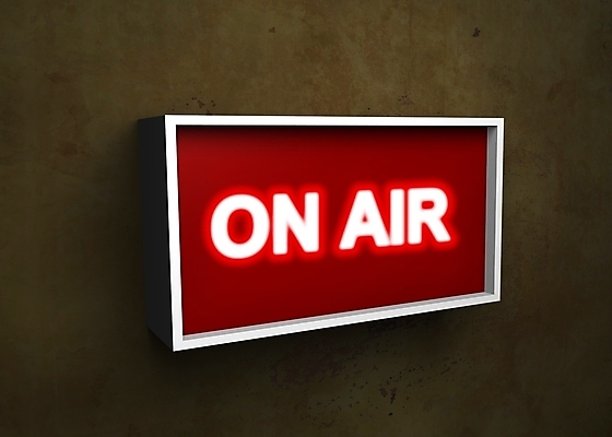 포토 JPG 해외이미지 벽 일러스트 사람없음 그래픽 빨간색 빛 상자 촬영 텔레비전 침묵 사인 라디오 방송 전염 광 생존 해외일러스트 컬러 전자제품 소리 질병 감염 파일형식 이미지허브