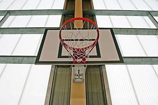 포토 JPG 해외이미지 선 벽 스포츠 공 창문 농구 실내 건강 사람없음 바구니 방 에너지 그물 목표 발사 체육관 주소 해외포토 컨셉 내부 구기 파일형식 이미지허브