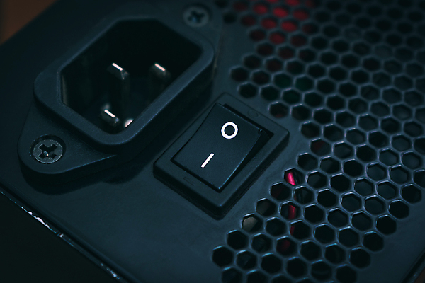 포토 JPG 해외이미지 직업 1 산업 컨셉 인터넷 노동자 기술 사람없음 빨간색 전자제품 빛 컴퓨터 숫자 금속 디지털 검은색 어둠 힘 장비 회색 에너지 긴급 판넬 콘센트 전기에너지 리모컨 묘사 오브젝트 창살 스위치 비네팅 영 라디에이터 옛날 자동 제어 효과 해외포토 문자 컬러 재질 촬영기법 파일형식 이미지허브