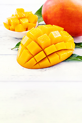 포토 JPG 해외이미지 스튜디오촬영 그릇 나뭇잎 사람없음 노란색 망고 해외포토 식기 컬러 잎 실내 열대과일 파일형식 이미지허브