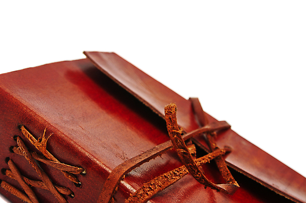 포토 JPG 해외이미지 손 종이 줄 조각 백그라운드 텍스트 창조 사람없음 장식 책 빨간색 갈색 다이어리 쪽지 수확 덮개 흰색 기록 그리기 잡지 접속 가죽 스케치 묶기 문서 통나무 노끈 대본 양피지 엮은 옛날 원고 장식술 해외포토 레이스천 나무 컬러 농업 모션 미술 신체부위 간행물 사무용품 뚜껑 직물 파일형식 이미지허브