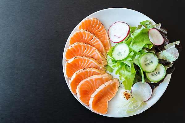포토 JPG 해외이미지 접시 음식 잎 토마토 채소 파스타 건강 어류 요리 사람없음 초록색 빛 일본 샐러드 신선 사발 지중해 연어 후추 훈제 점심식사 송어 해외포토 식물 식기 아시아 바다 컬러 서양음식 식사 수중동물 사기그릇 향신료 파일형식 이미지허브