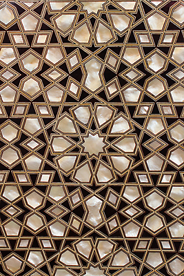 포토 JPG 해외이미지 디자인 여행 패턴 건축양식 엄마 이스탄불 미술 동양인 사람없음 내부 건물 목재 장식 숫자 문 궁전 골동품 업무 클래식 판화 칠면조 수공예 제국 하렘 튀르키예 해외포토 나무 문자 건축물 건축 아시아 컨셉 고건축 무늬 재료 가족 조류 문화예술 인종 작업 공예 파일형식 이미지허브