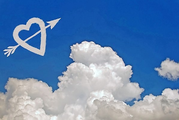 포토 JPG 해외이미지 구름 계절 하늘 화살 사랑 사람없음 파란색 빛 어둠 봄 흰색 하트 면 메시지 열정 부드러움 솜털 해외포토 자연요소 모양 감정 컬러 감각 파일형식 이미지허브
