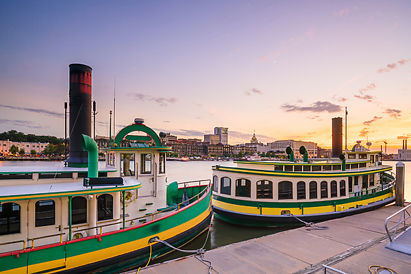 포토 JPG 해외이미지 여행 건축양식 교통시설 거리 주택 풍경 사람없음 건물 물 강 도시풍경 여행객 미국 어둠 황혼 일몰 새벽 도시 홀 보트 역사 야간 장면 지역 타운 스카이라인 랜드마크 사바나 조지아 해외포토 자연요소 건축물 건축 교통 북아메리카 배_교통 사람 노을 공간 시설 동유럽 파일형식 이미지허브