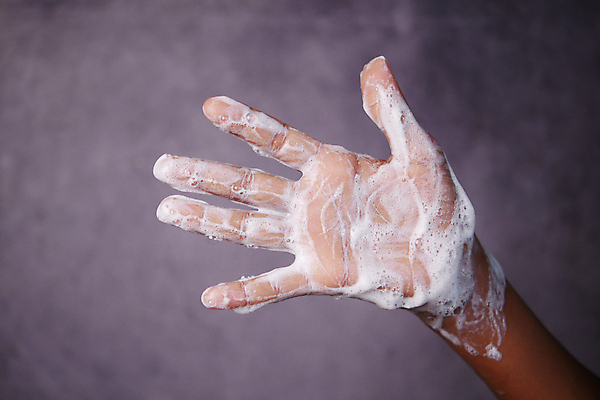 포토 JPG 해외이미지 손 손가락 병원 사람없음 약 검은색 거품 욕실 의사 액체 수비 바이러스 보호 씻기 감염 쇼 박테리아 위생관리 카피스페이스 해외포토 컬러 컨셉 의학 모션 관리 신체부위 청결 공백 의료진 파일형식 이미지허브