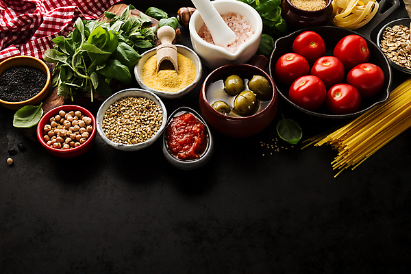 포토 JPG 해외이미지 디자인 계절 음식 백그라운드 컨셉 농업 다이어트 토마토 채소 재료 탁자 건강 스파게티 종류 요리 사람없음 초록색 여름 컬러풀 농장 우주 주방 검은색 어둠 이탈리아 수확 시골 신선 그룹 시장 기름 정상 시리얼 허브 메뉴 유기농 올리브 모음 내추럴 채식주의자 핸드메이드 해외포토 식물 웰빙 열매 유럽 산업 컬러 가구 파스타 채식 파일형식 이미지허브