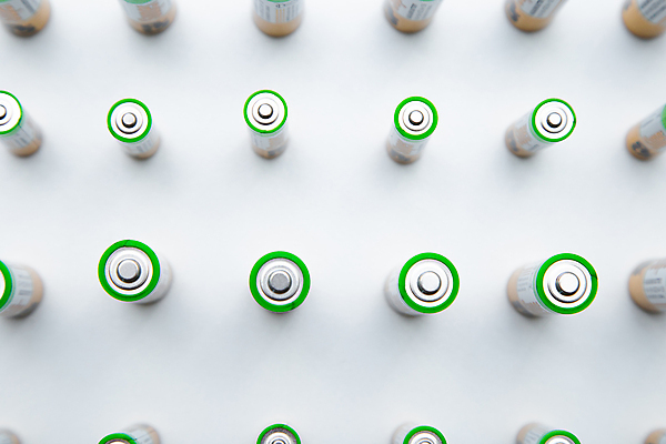 포토 JPG 해외이미지 백그라운드 서기 사람없음 금속 힘 장비 에너지 흰배경 베터리 요금 플랫레이 카피스페이스 해외포토 모션 재질 공백 흰색 플랫 파일형식 이미지허브