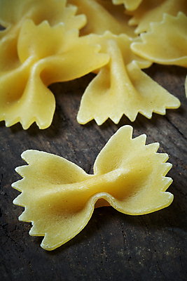 포토 JPG 해외이미지 문화 음식 백그라운드 다이어트 재료 파스타 건강 스파게티 요리 사람없음 노란색 저녁식사 이탈리아 흰색 지중해 먹기 질감 날것 점심식사 고립 탄수화물 해외포토 유럽 바다 컬러 모션 서양음식 식사 파일형식 이미지허브