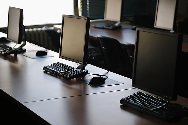 포토 JPG 해외이미지 교육 과학 가구 백그라운드 컨셉 인터넷 비즈니스 통신 교실 학교 탁자 직장 기술 실내 실험 사람없음 내부 전자제품 학습 컴퓨터 사무실 스크린 모니터 자료 어둠 방 공구 키보드 업무 네트워크 가르침 실험실 쥐 책상 대학교 줄서기 많음 해외포토 생활용품 회사 모션 도구 작업 설치류 파일형식 이미지허브