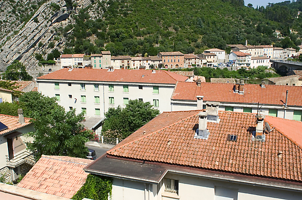포토 JPG 해외이미지 전통 유럽 문화 중년 여행 건축양식 하늘 지붕 산 거리 주택 풍경 사람없음 건물 태양 마을 일몰 프랑스 시골 도시 중세 역사 재산 언덕 그림 타운 남쪽 천연기념물 프랑스어 로마인 옛날 프로방스 해외포토 자연요소 문자 건축물 건축 나라 인종 성인 금융 노을 방향 파일형식 이미지허브