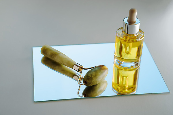 포토 JPG 해외이미지 라이프스타일 웰빙 얼굴 백그라운드 컨셉 신체 유리 하늘 휴식 건강 사람없음 치료 초록색 뷰티 반사 스파 화장품 거울 액체 허브 피부 피부관리 유기농 아로마 롤러 스킨케어 아로마테라피 테라피 내추럴 보충 돌봄 피펫 핸드메이드 플랫레이 카피스페이스 디톡스 해외포토 식물 컬러 의학 모션 재질 실험기구 생활 신체부위 공백 플랫 파일형식 이미지허브