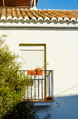 포토 JPG 해외이미지 전통 디자인 외관 벽 건축양식 창문 난간 유리 휴식 벽돌 바닥 아파트 주택 프레임 사람없음 야외 건물 장식 금속 페인트 수확 발코니 시골 도시 블라인드 역사 스페인 재산 플랫 달콤 묘사 질감 복고 타운 고체 옛날 진짜 철책 스타일 해외포토 건축물 건축 유럽 컨셉 농업 재질 금융 커튼 맛 파일형식 이미지허브