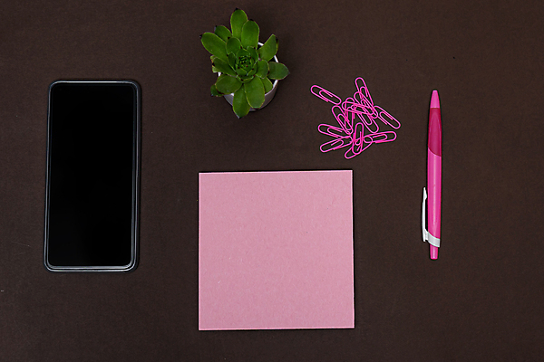 포토 JPG 해외이미지 식물 디자인 종이 커피 음료 비즈니스 탁자 실내 사람없음 책 노트북 스마트폰 하이앵글 연필 펜 다이어리 공백 장비 작업장 메시지 편지 책상 카피스페이스 해외포토 산업 뷰포인트 가구 학용품 내부 전자제품 핸드폰 스마트기기 필기구 사무용품 파일형식 이미지허브