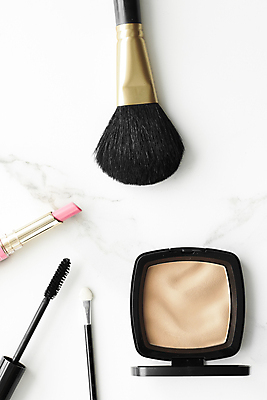 포토 JPG 해외이미지 사람없음 하이앵글 뷰티 화장품 립스틱 화려 고급 오브젝트 흰배경 마스카라 메이크업브러쉬 팩트 플랫레이 해외포토 아이섀도브러쉬 뷰포인트 백그라운드 컨셉 흰색 붓 플랫 파일형식 이미지허브