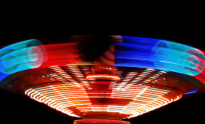 포토 JPG 해외이미지 계절 공원 어린이 음식 이동 모션 놀이 사탕 사람없음 야외 빛 컬러풀 축제 기쁨 모임 바퀴 원형 승차 야간 소프트포커스 큼 속도 그네 흥분 회전 네온 마차 공평 해외포토 자연요소 도형 공공시설 감정 교통수단 컬러 컨셉 디저트 촬영기법 사람 크기 파일형식 이미지허브