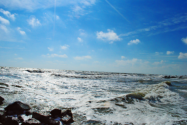 포토 JPG 해외이미지 행복 모래 파도 바다 여행 백그라운드 자연 하늘 날씨 휴가 휴식 풍경 해변 사람없음 야외 가로 물 파란색 햇빛 태양 우주 검은색 흰색 전원 만 서핑 가장자리 떨어짐 터키석 파라다이스 수평선 해외포토 자연요소 감정 컬러 컨셉 수상스포츠 둘레 전기에너지 보석 생태계 파일형식 이미지허브