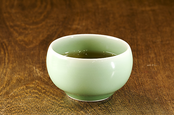 포토 JPG 해외이미지 모양 그릇 식기 접시 음료 백그라운드 패턴 유리 탁자 건강 대화 목재 컵 초록색 파티 중국 우정 뜨거움 붓기 찻잔 낟알 먹기 컵받침 묘사 상쾌 백자 해외포토 나무 감정 아시아 컬러 가구 무늬 재료 모션 재질 잔 말하기 이벤트 친구 도자기 받침대 파일형식 이미지허브