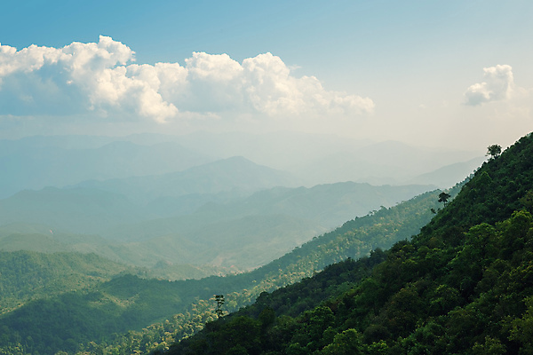 포토 JPG 해외이미지 주간 자연 하늘 산 사람없음 야외 초록색 해외포토 자연요소 컬러 생태계 파일형식 이미지허브
