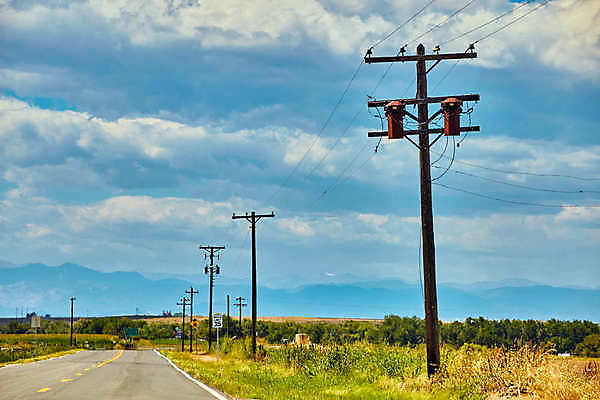 포토 JPG 해외이미지 산업 도로 길 선 여행 밭 하늘 산 사람없음 환경 탑 힘 장비 에너지 기구 네트워크 역 신호 전염 철사 봉 철탑 전압 철강 콜로라도 공급 해외포토 건축물 농업 교통시설 미국 질병 감염 파일형식 이미지허브