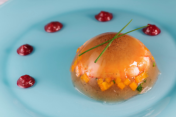 포토 JPG 해외이미지 전통 접시 음식 채소 오렌지 부활절 파슬리 육류 요리 사람없음 목재 장식 초록색 식당 식사 저녁식사 치킨 당근 추위 신선 도자기 닫기 맛 수프 먹기 만족 서빙 젤리 딜 삶기 핸드메이드 맛있는 해외포토 나무 식기 기념일 감정 컬러 컨셉 과일 식재료 재료 모션 디저트 뿌리채소 상점 닭고기요리 파일형식 이미지허브