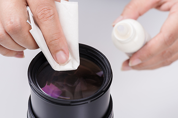 포토 JPG 해외이미지 사람없음 카메라 디지털 사진촬영 장비 청소 전자 먼지 부드러움 닦기 프로세서 해외포토 모션 전자제품 촬영 감각 파일형식 이미지허브